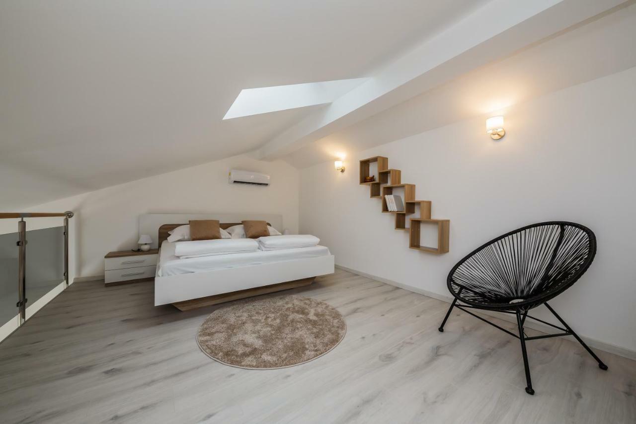 Villa Milena-With A Pool Trogir Exterior photo
